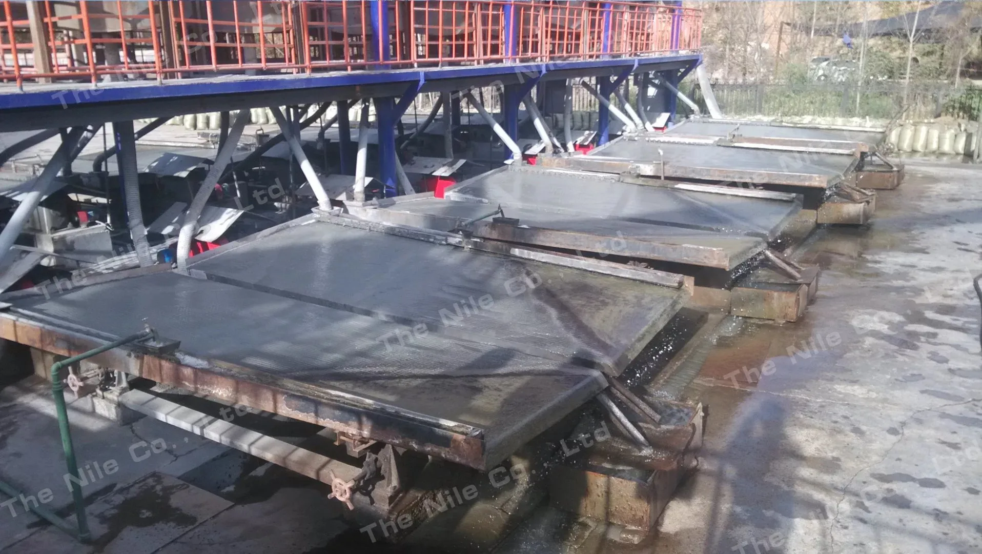 gold mining equipment shaker table