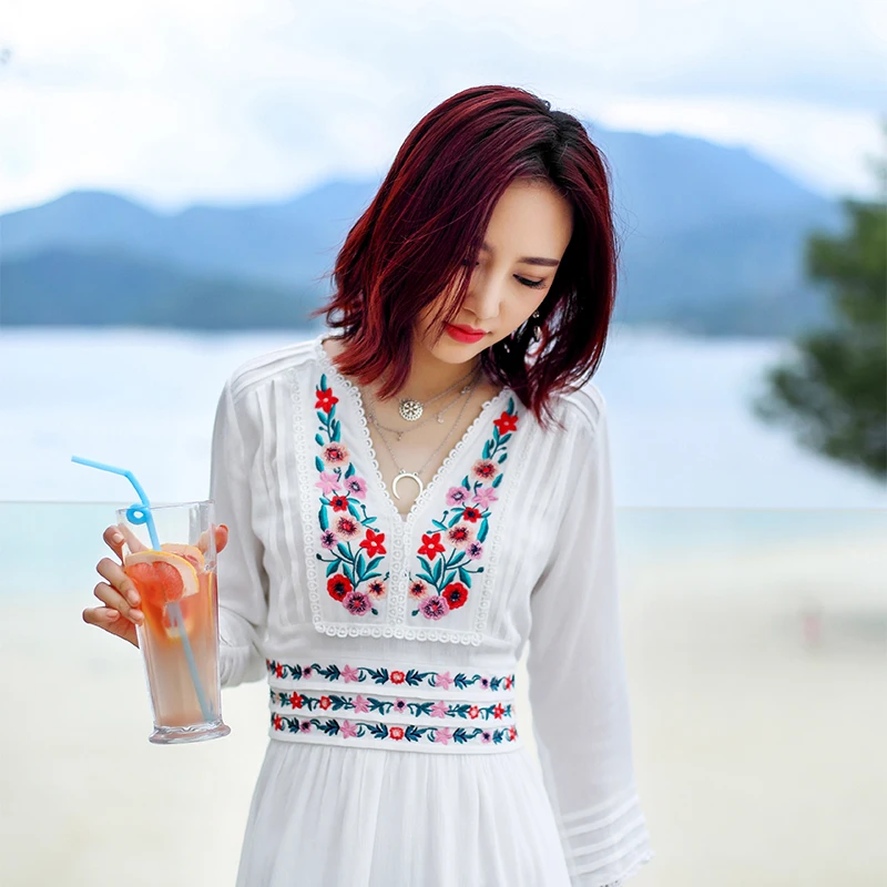

National wind long sleeve Spring and summer new female bohemian dress, Red;white
