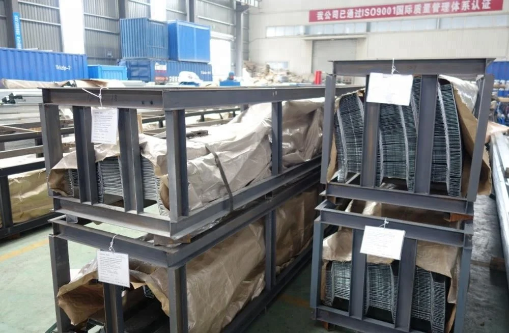 floor decking 600-2.JPG