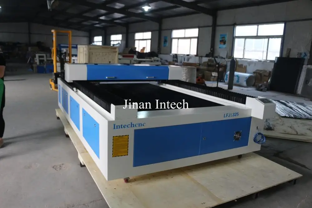 New Designed Up Down Table Laser Cutter And Engraver Machine