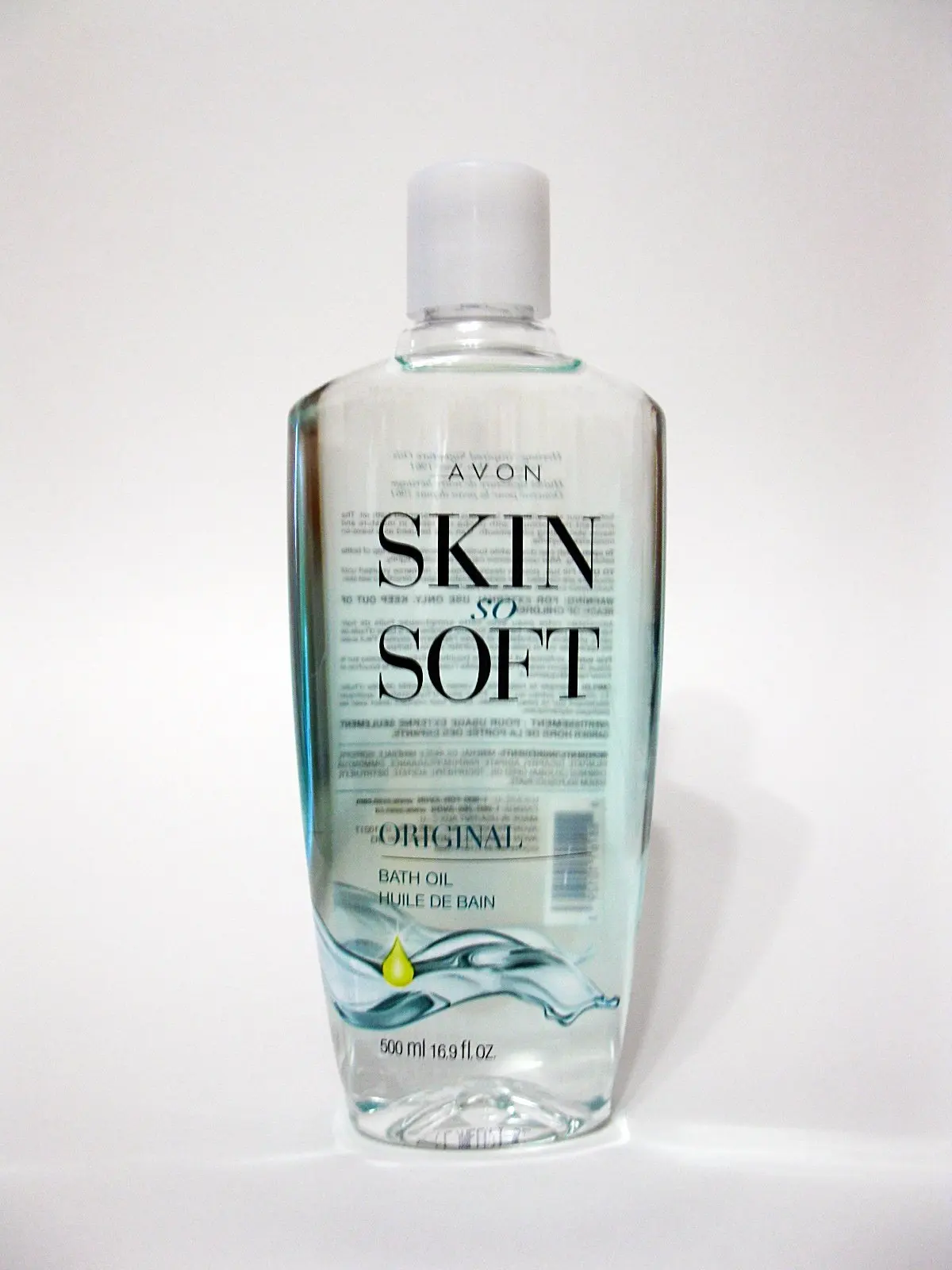 Avon skin. Skin so Soft Avon. Эйвон духи женские Skin so Soft. Avon каталог Skin so Soft 2013. Oil Bath.