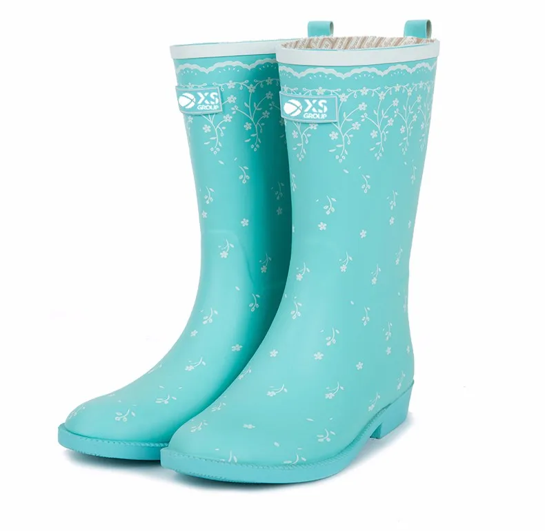 dog print rain boots