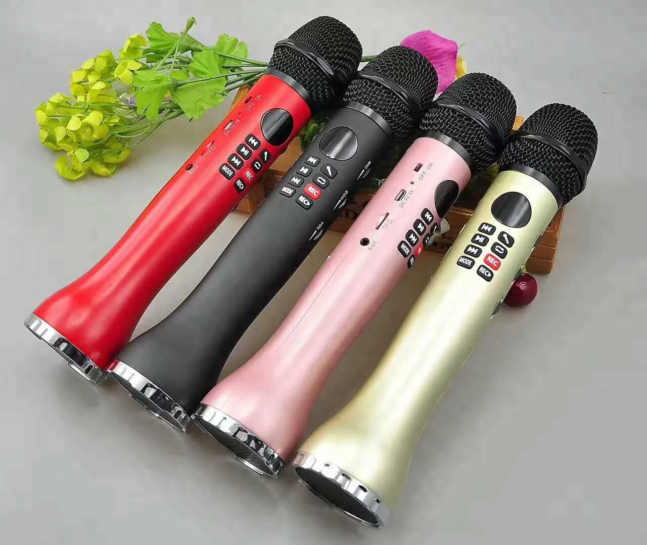 

Karaoke wireless microphone speaker 9W L598 Factory best price supply