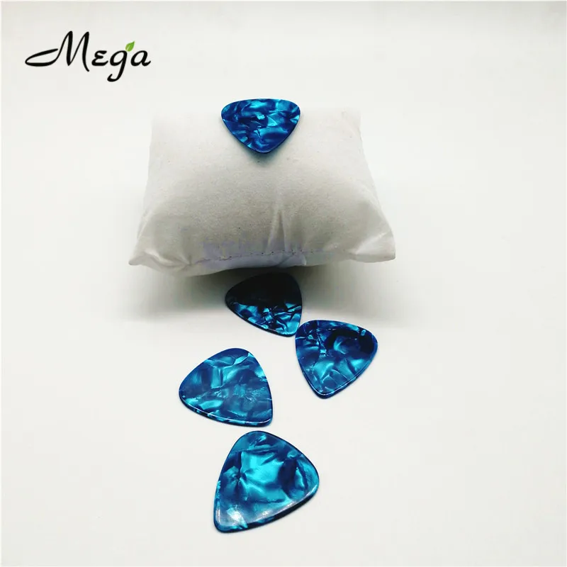 

Free Shipping 0.71mm Gaugue Celluloid Pearl Light Blue Guitar Picks 0.71mm Blue Pearl Guitar Pickups Blank Guitar Plectrums