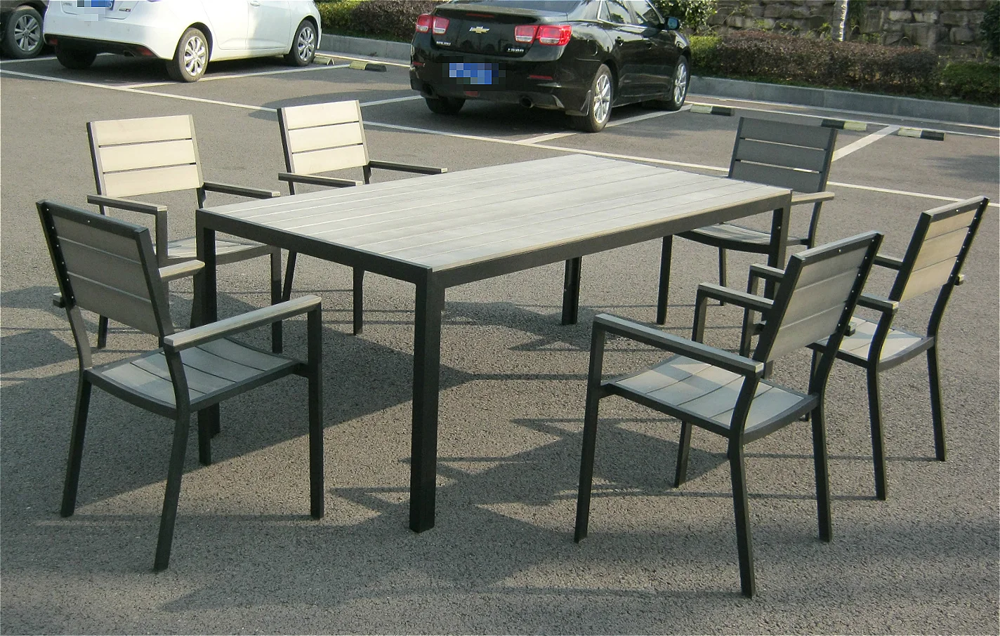Low Cost High Quality Used Plastic Wood Outdoor Furniture Wholesale