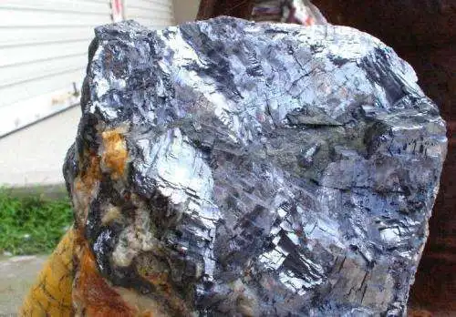 
Lead Ore 
