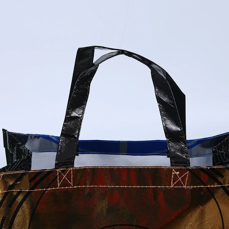 
Fashion Reusable Metallic Non Woven Bag Shopping Promotional Bag With Customized Logos 