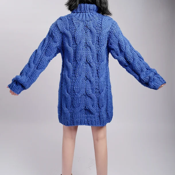 

Modern cozy wool handmade sweater chunky cable pullover style for women, N/a