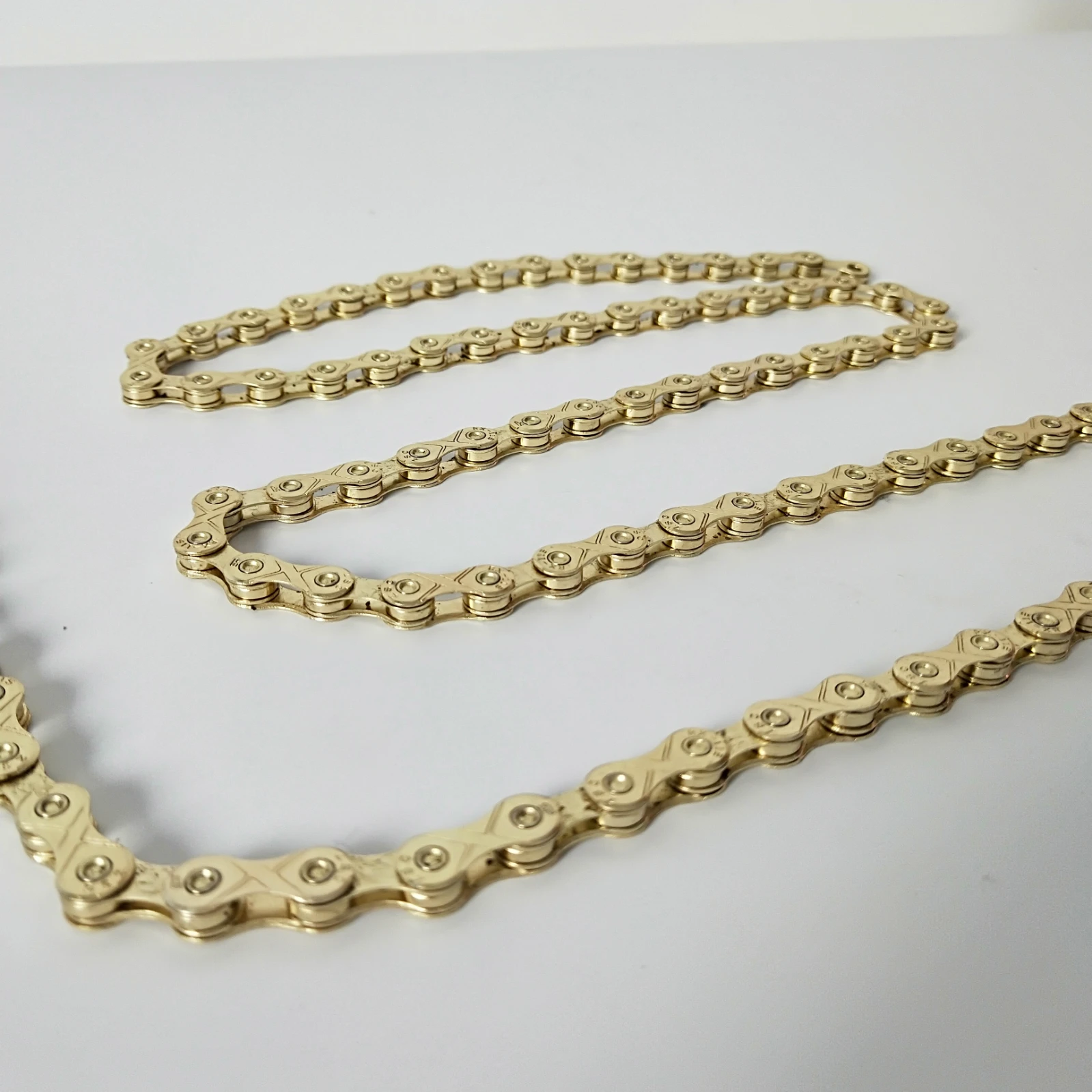 gold cycle chain