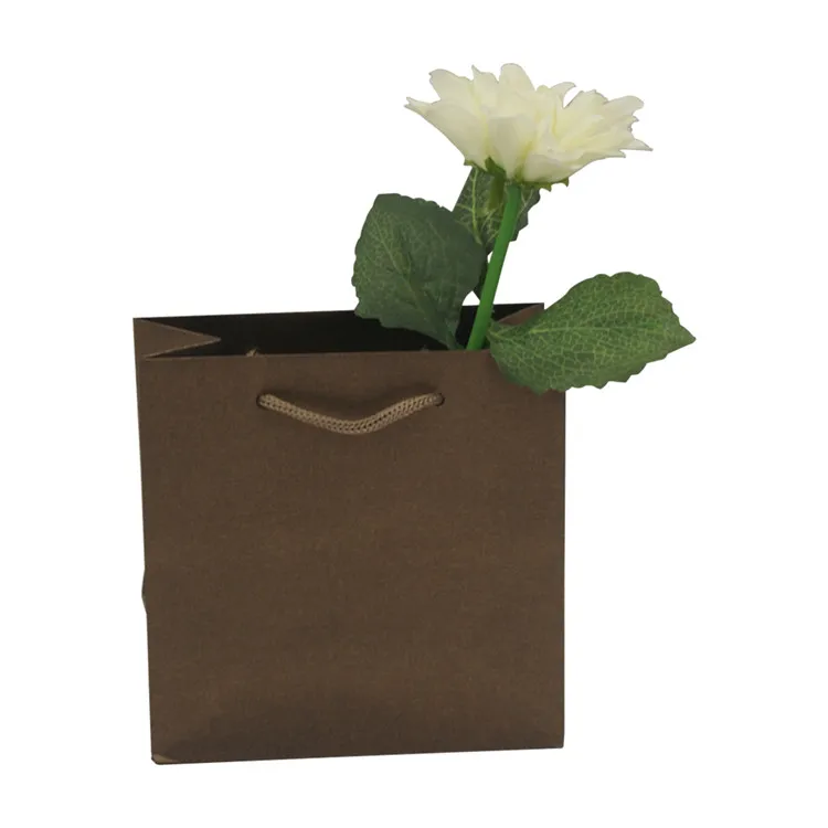 Customized recyclable kraft paper bag solid color kraft paper gift packing bag