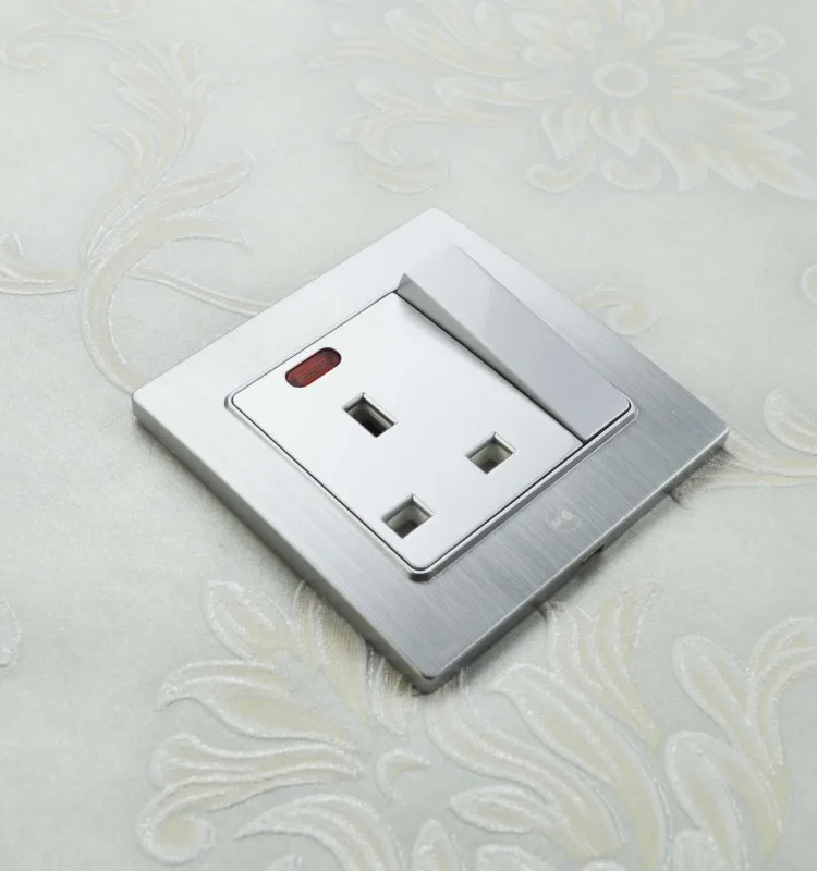 electrical socket.jpg