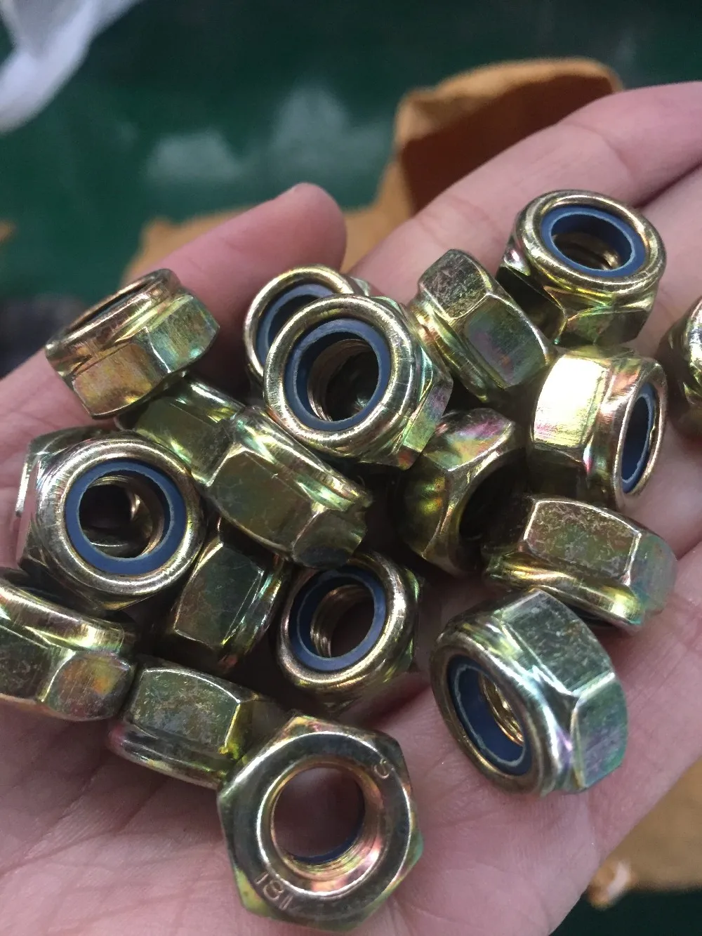 河北紧固件法兰尼龙锁紧螺母 m20 m16 din6923