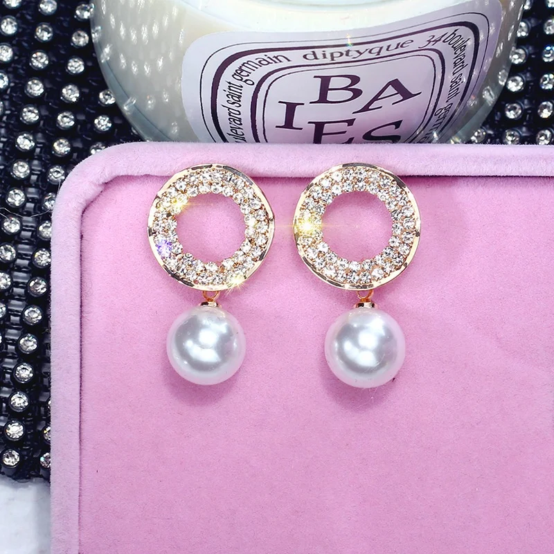 

SH1405 S925 silver needle Korean geometric circle diamond-encrusted pearl earrings