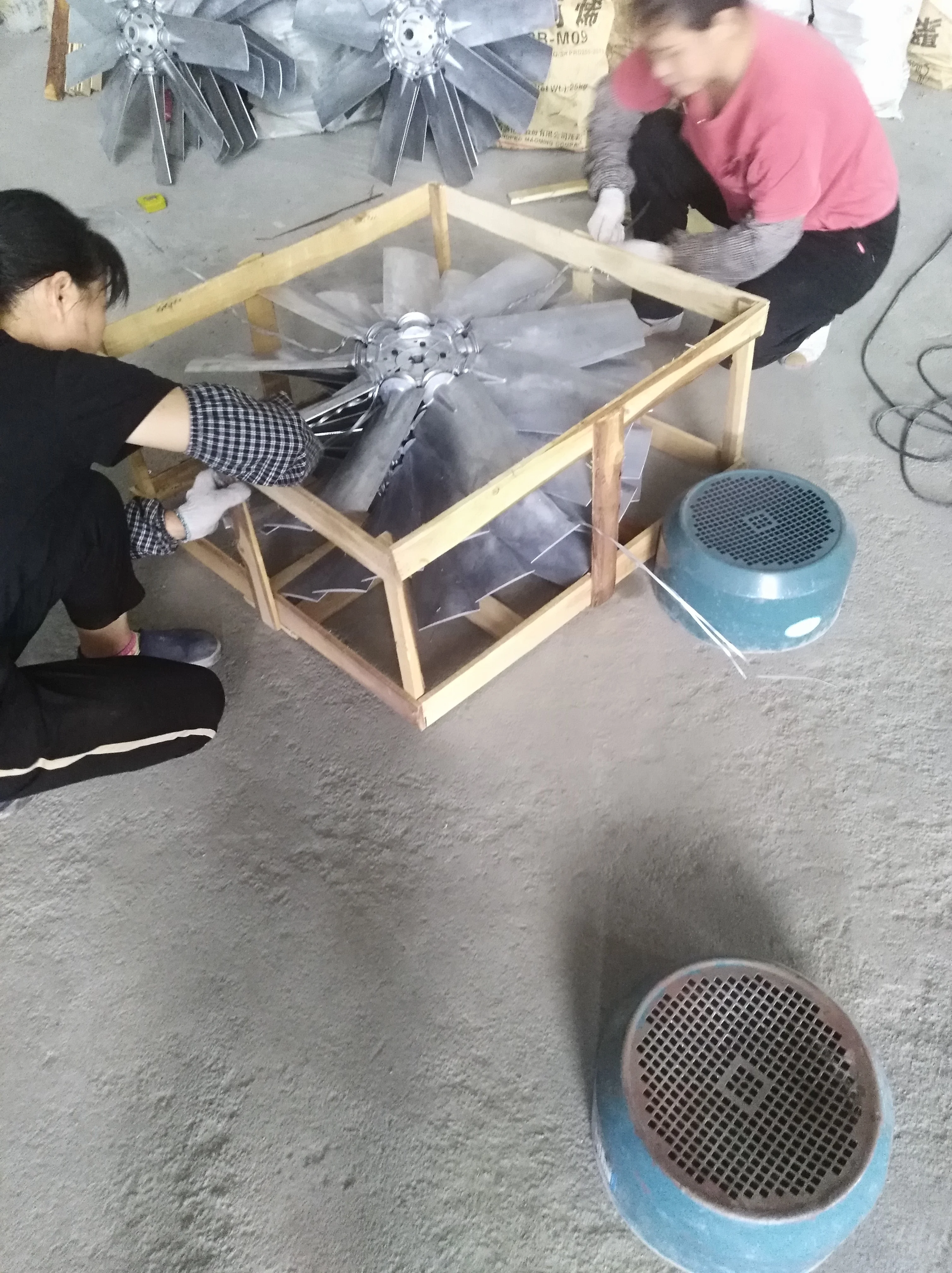 
Guangdong factory Adjustable aluminum alloy fan blades 