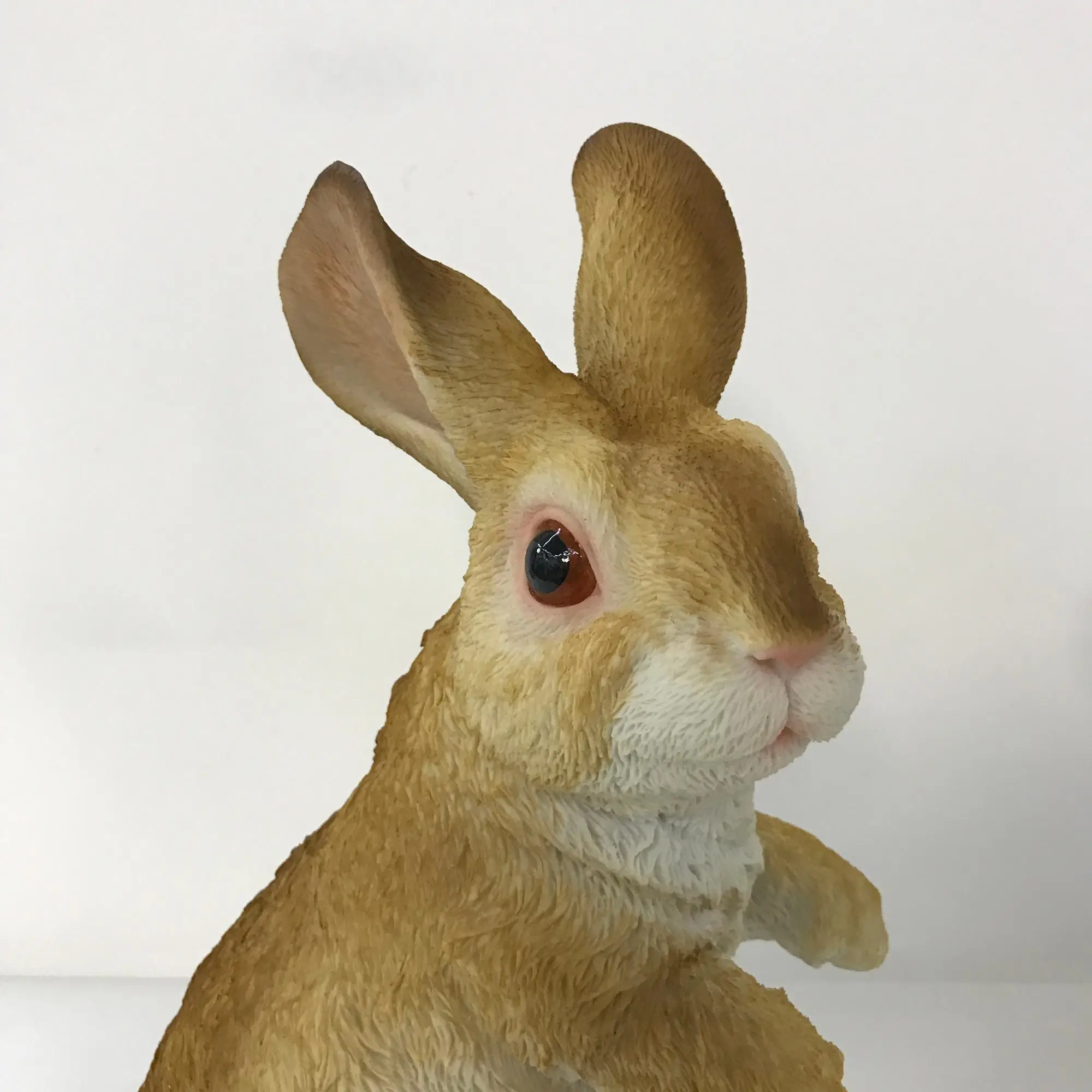 resin rabbit