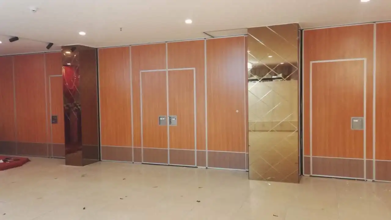 Free Design Free CAD Hanging Sliding Door Movable Partition Wall Decorative Movable for Hotel Restaurant 