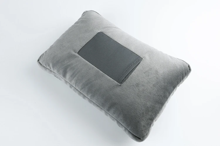 travel pillow-2.JPG