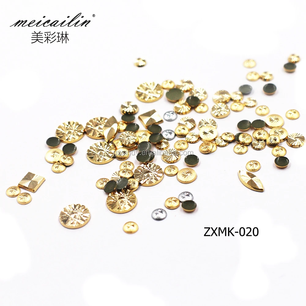 

2017  Nail Art Designs Screw Thread Nail Studs Gold Silver Nail