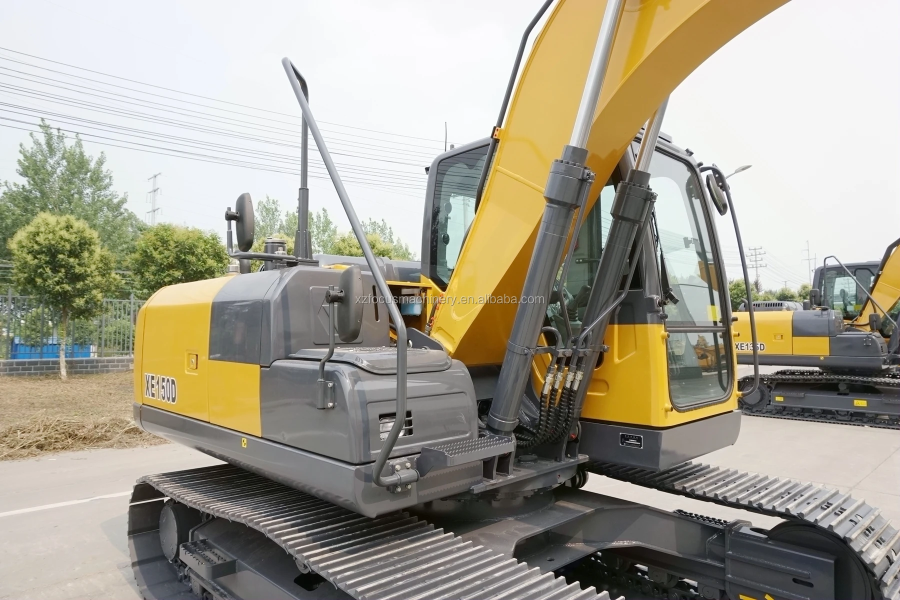 Track Excavator Xe265c 26 Tonne Midi Digger For Sale Buy 26 Tonne
