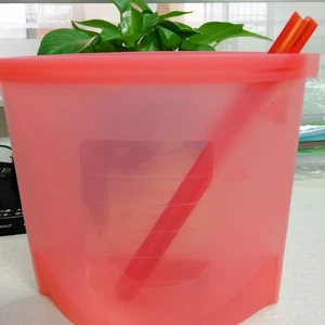 Image of Custom Color / Logo Zip Lock Preservation Reusable Silicone Food Storage Bag
