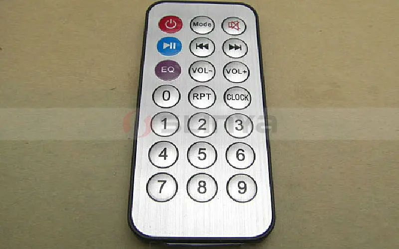 universal mp3 remote