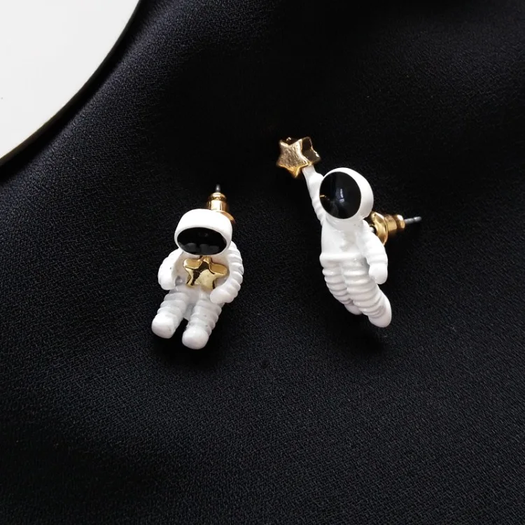 

Unique Design Creative Cute Cartoon Astronaut Spacemen Star Stud Earrings, White