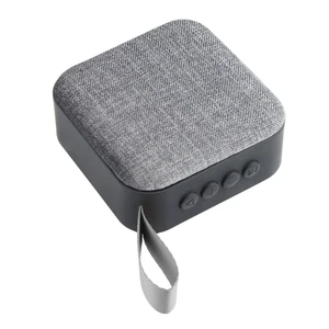 2019 New Design Fabric Cloth Handle Wireless Speaker Mini Portable Speaker Outdoor for Music