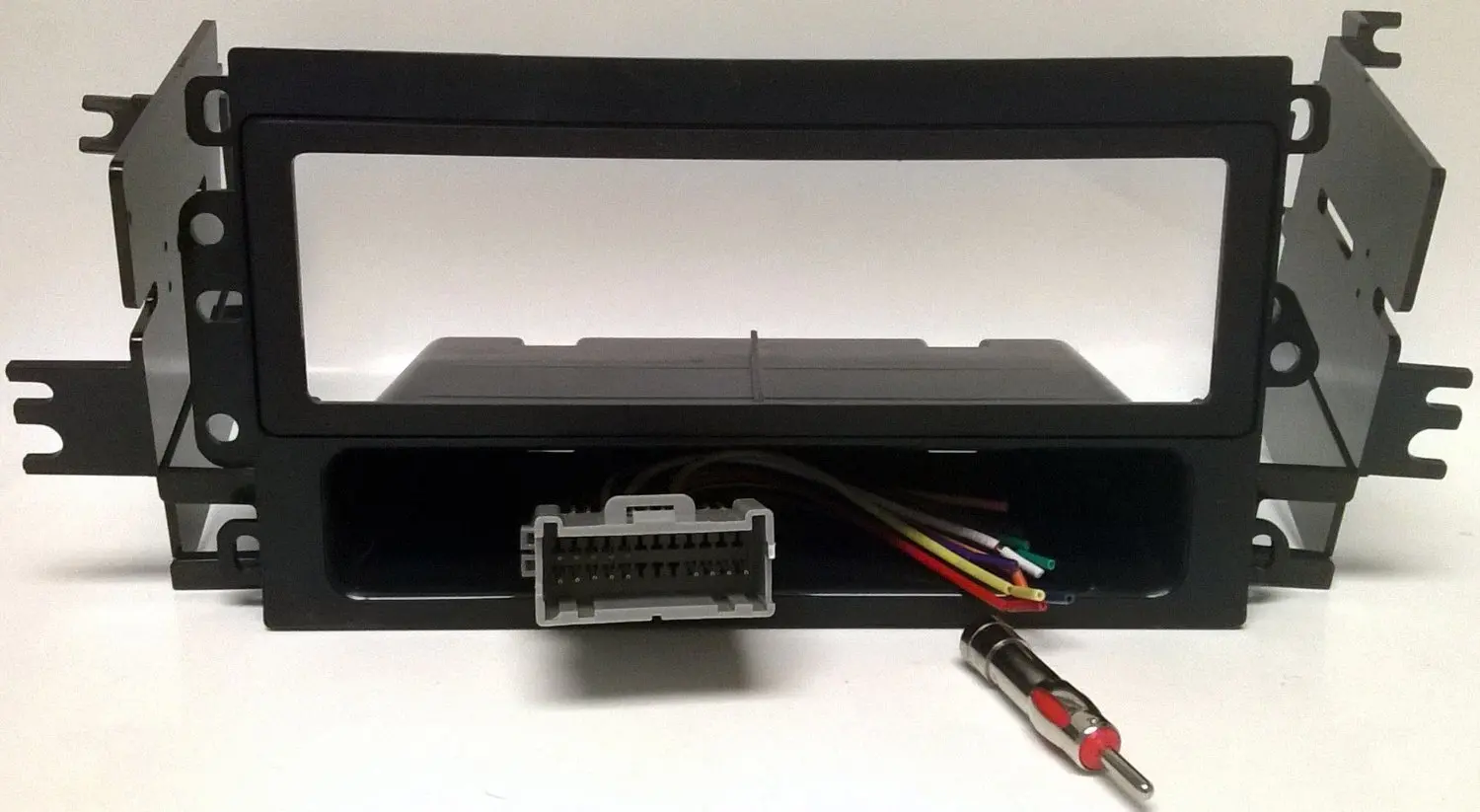 Dash kit and wire harness for installing a new Single Din Radio into a Chevy Chevrolet Blazer (2002-2004 replacing oversized factory radio), Express Van (2001-02), S10 pickup (2002-04 when replacing Oversized factory radio), Tracker (2000-04), GMC Savana Van (2001-02), Hummer H1 (2003-06), Pontiac