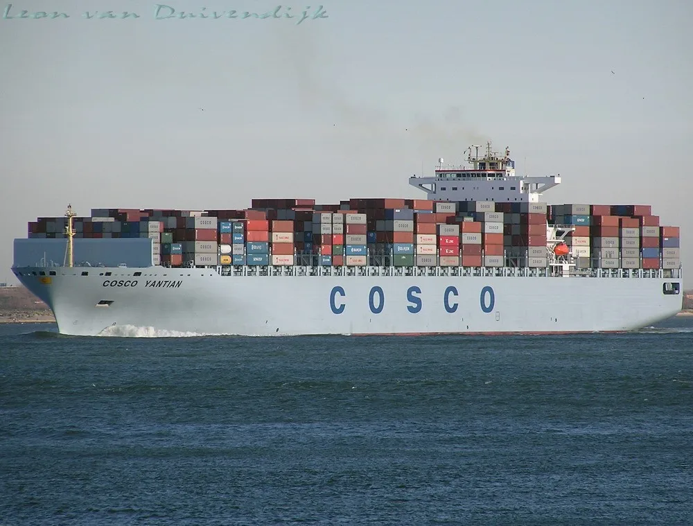 Контейнеровоз dali. Cosco. Cosco акула. Панели Cosco.