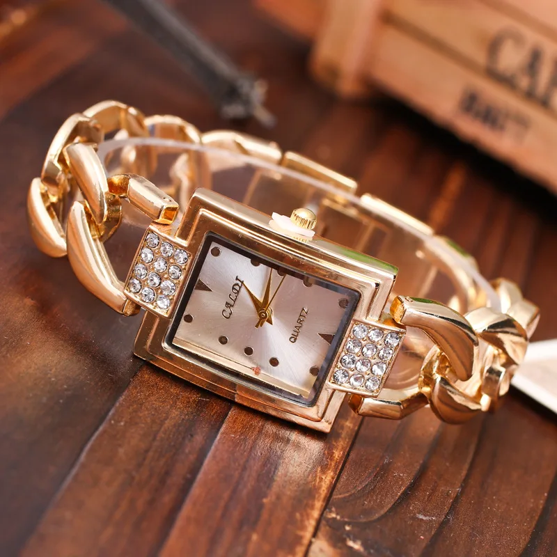 

2018 New Products Wrist Watch Women Fashion Luxury Quartz Ladies Watches CLD01