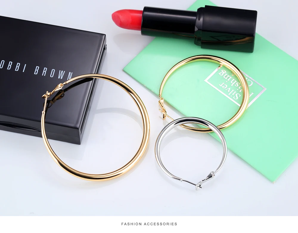 Fashion Brand Jewelry Women Silver Round Shape Medium Hoop Earrings Designs