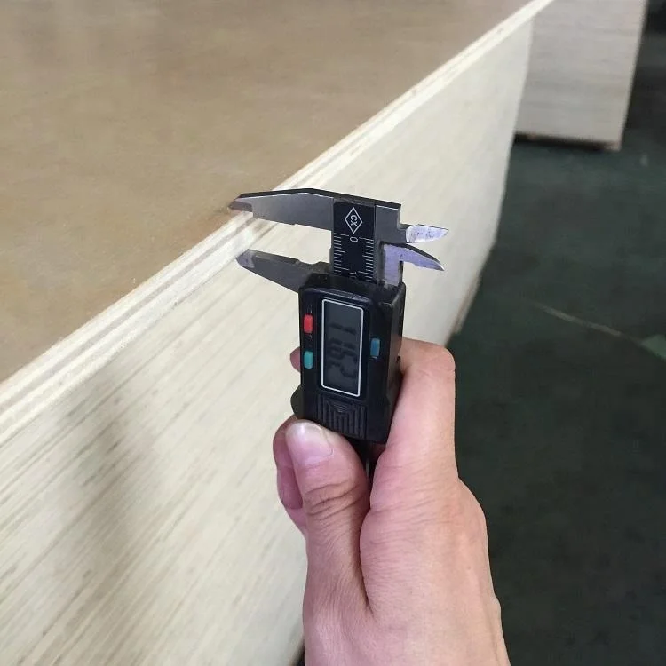 
Furniture garde 12mm UV coated radiata pine plywood 