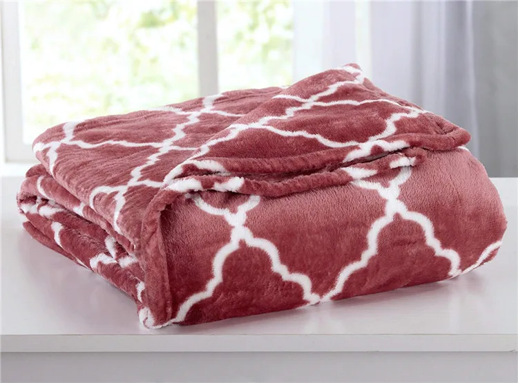 All-Season Super Soft Luxury Velvet blanket Bed Blanket with Lattice Scroll Design plush blanket