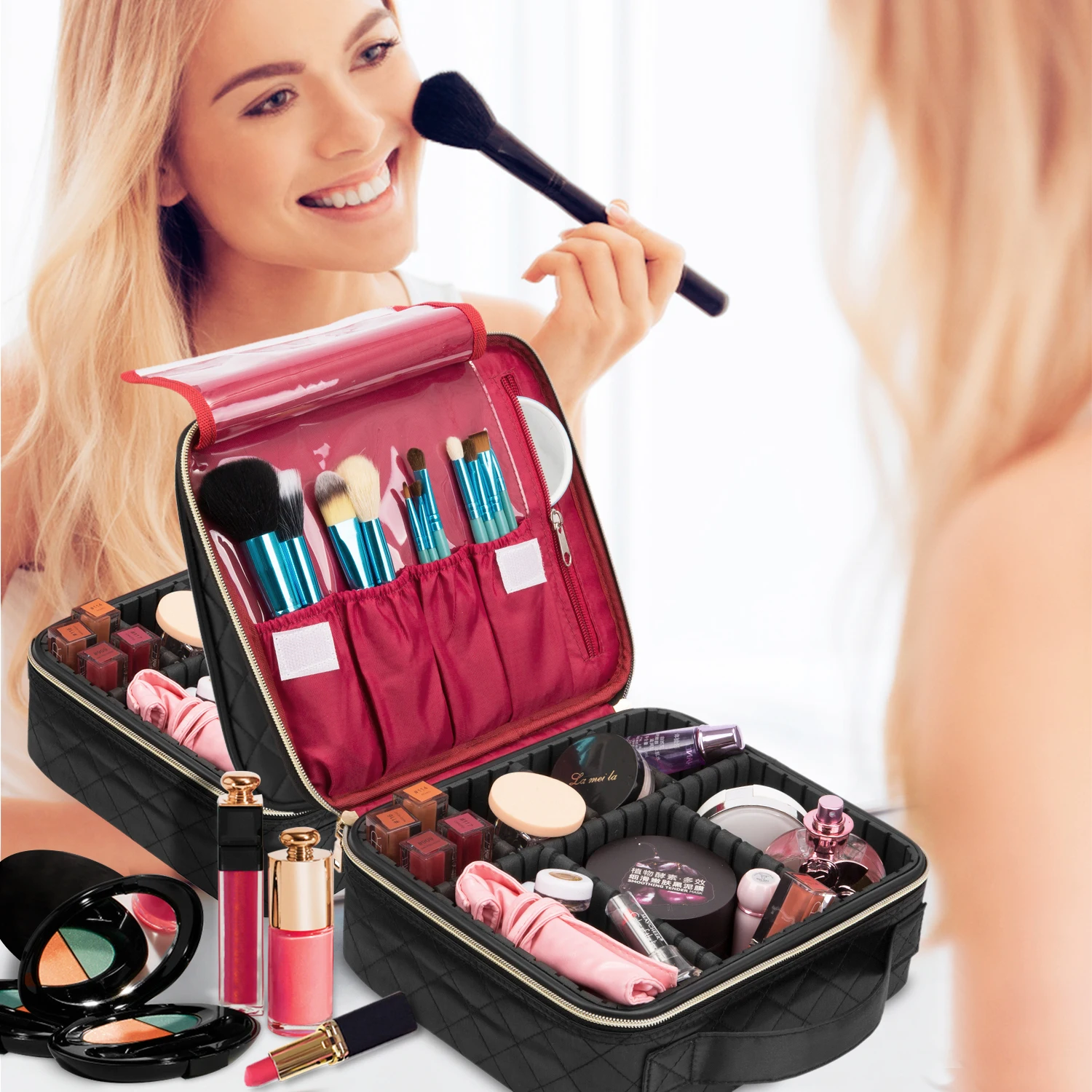 Cosmetic cases. Органайзер для косметики Chanel. Chanel Makeup сумка. Chanel make up сумка. Девушка держит косметичку.