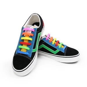 twisty shoelaces