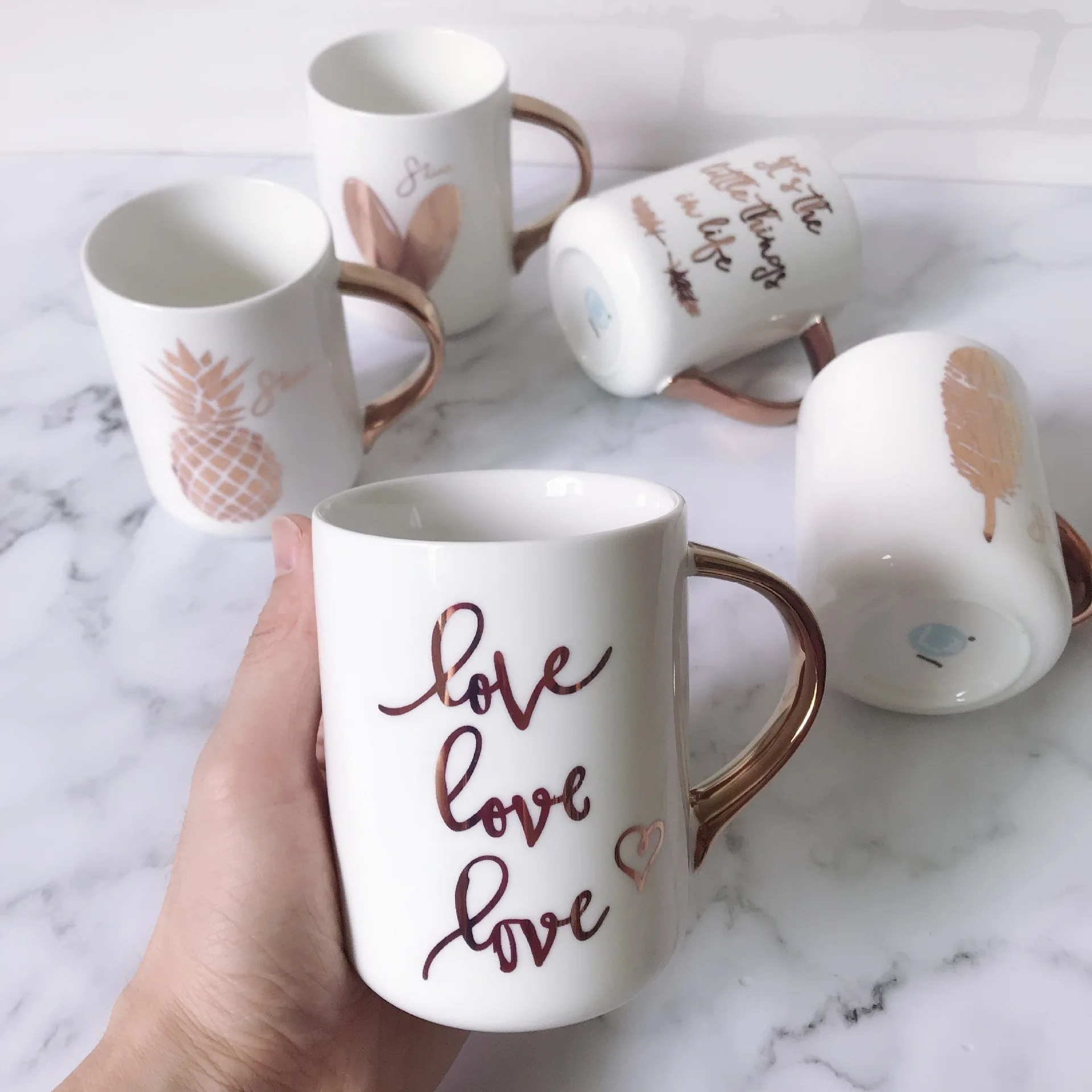 

Zogift custom most selling products beautiful wedding party gift tea cup couple ceramic coffee mug with rose gold handle, As picture