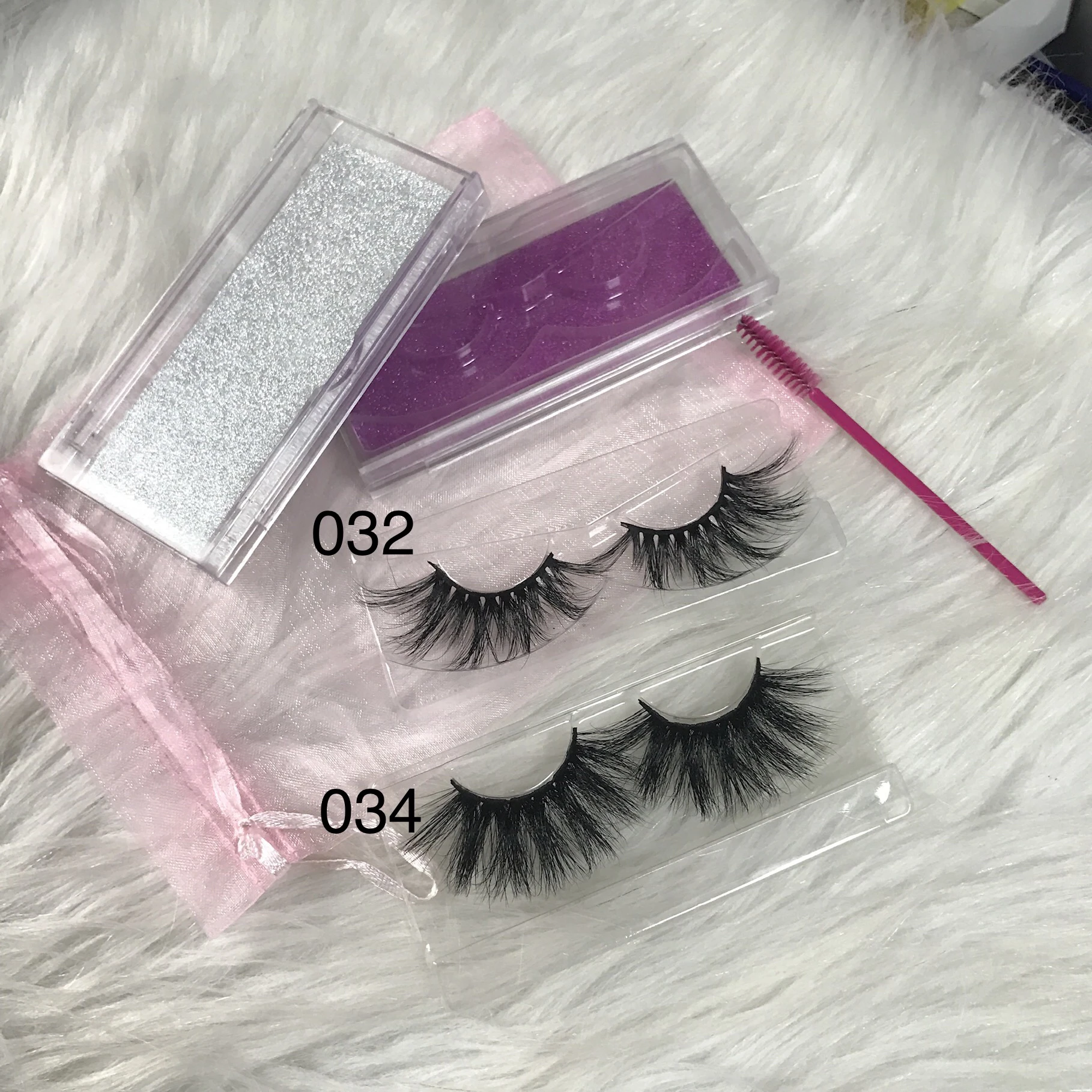 

eyelash sample deal only two days delivery 5d mink eyelash with regular box 25mm long length LT