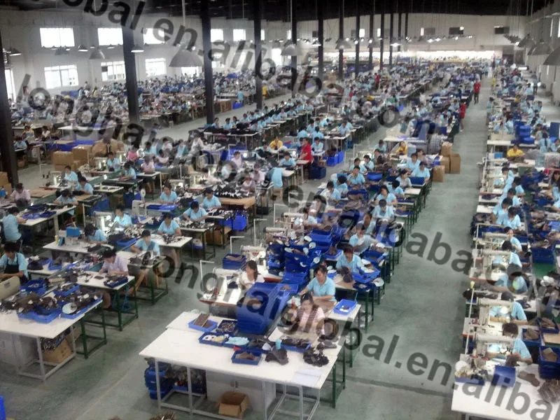2021 factory price new mens womens designer shoes track sneakers famous brands top quality wholesale led luxury casual shoes