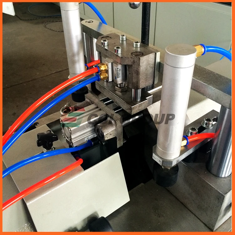 2.Mullion Cutting Machine.jpg