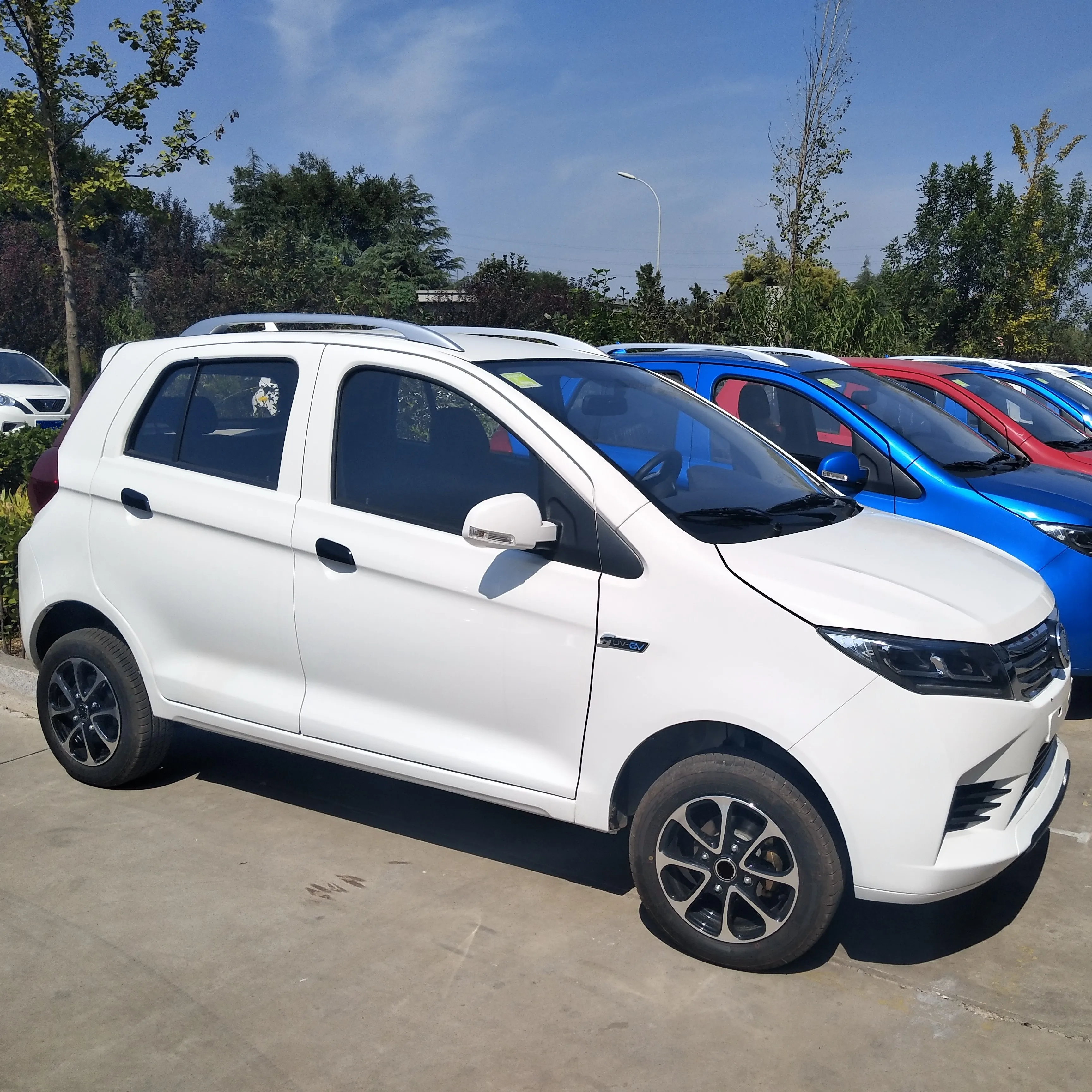 F1 Series Hot 4 Wheel Cheap Electric Cars Right Hand Small