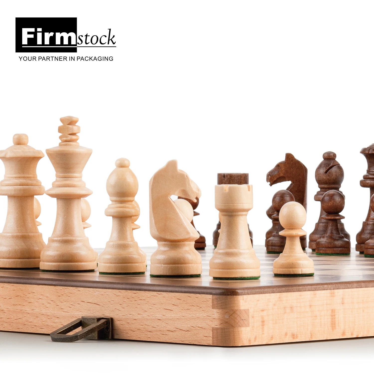 

Luxury Board Wooden Pieces GameTable Wood And Cards Mold Decor Plates Set Chess Games