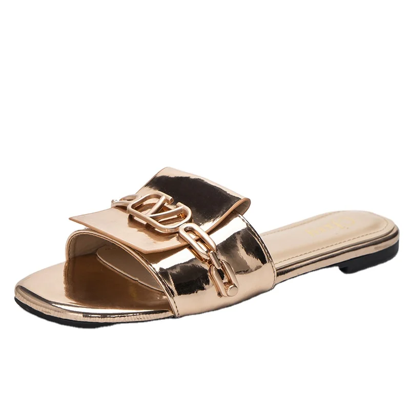 

2021 Amazon Hot metal clasp flat sandals for women, Customized color