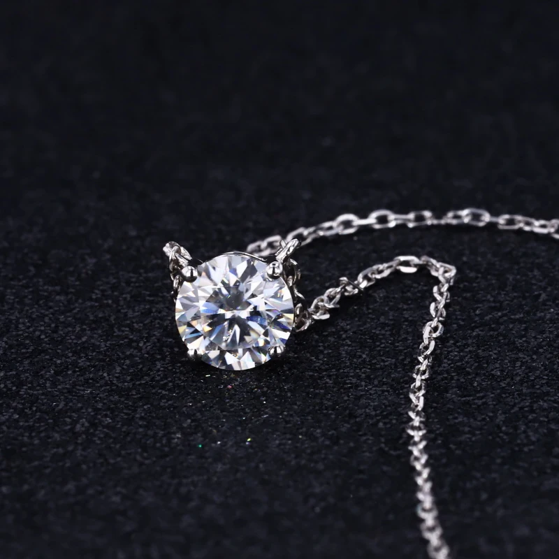 

Starsgem 925 Silver Moissanite 1ct 6.5mm Sterling Silver Moissanite Diamond Necklace