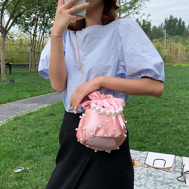 

Designer Fashion Luxury Handbags For Women Ladies Hand Bags 2021 Pearl Silk Chain Handbag Crossbody Shoulder Bag Handbag