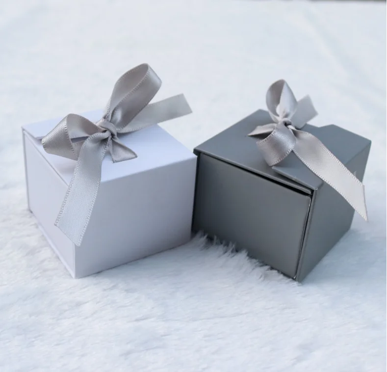 

China Factory Wholesale Custom Cheap Luxury Jewelry Ring Packaging Gift Box With Ribbon, White oe grey or customized
