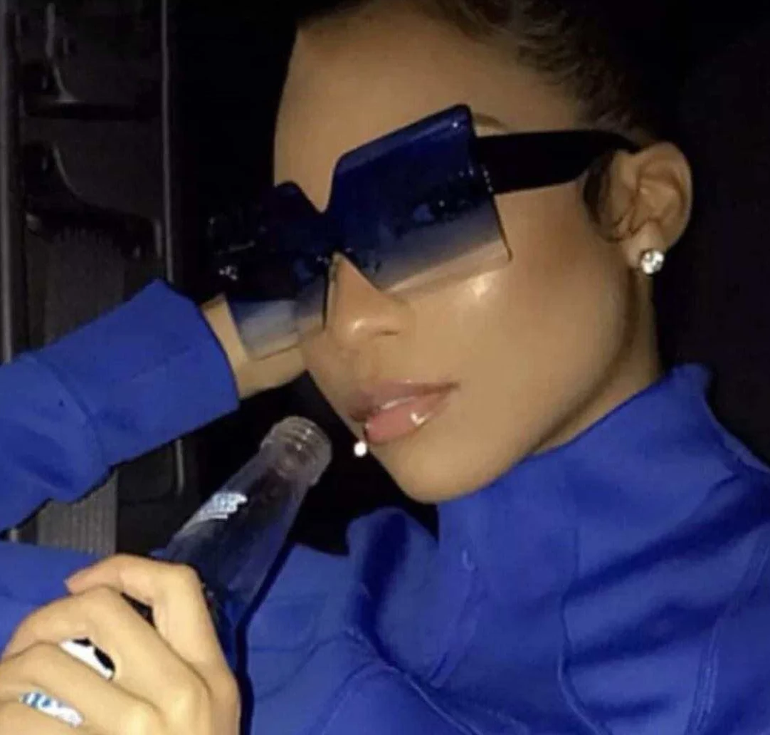 

Newest Fashionable Ins Style Women Shades Rimless Square Oversized Sunglasses 2021