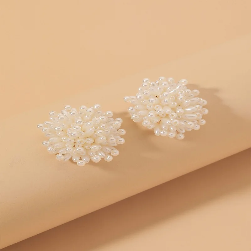 

fashion small cluster pearl earring stud