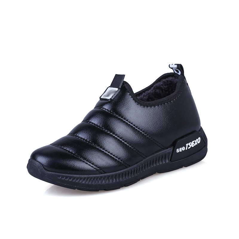 

P-101 Flexible And Slippery Resistant Stitched Rubber For Long Walk. Breathable Lining And Comfortable Insoles Can Redu