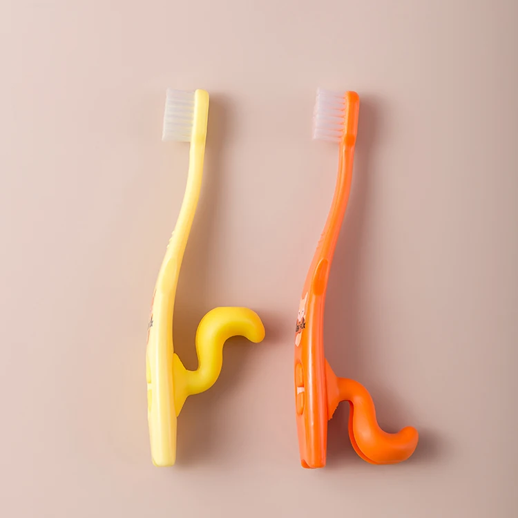 

Soft Bristles Kids Travel Toothbrush With Fox Tail Shape Handle