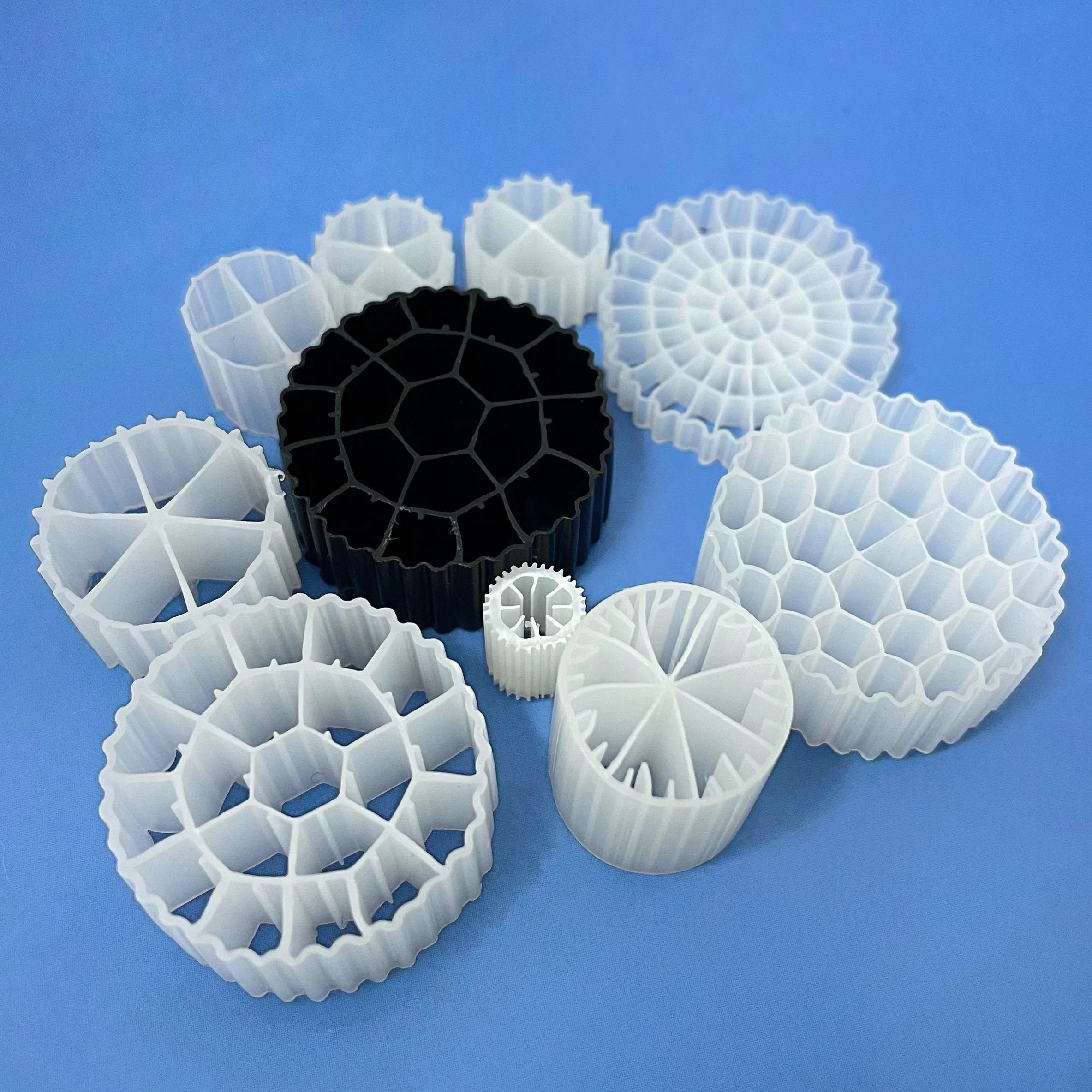 

Profesional and Cheap MBBR Filter Bio Filter Media Aquaponic Bio Filter for Sludge, Blue;white;black